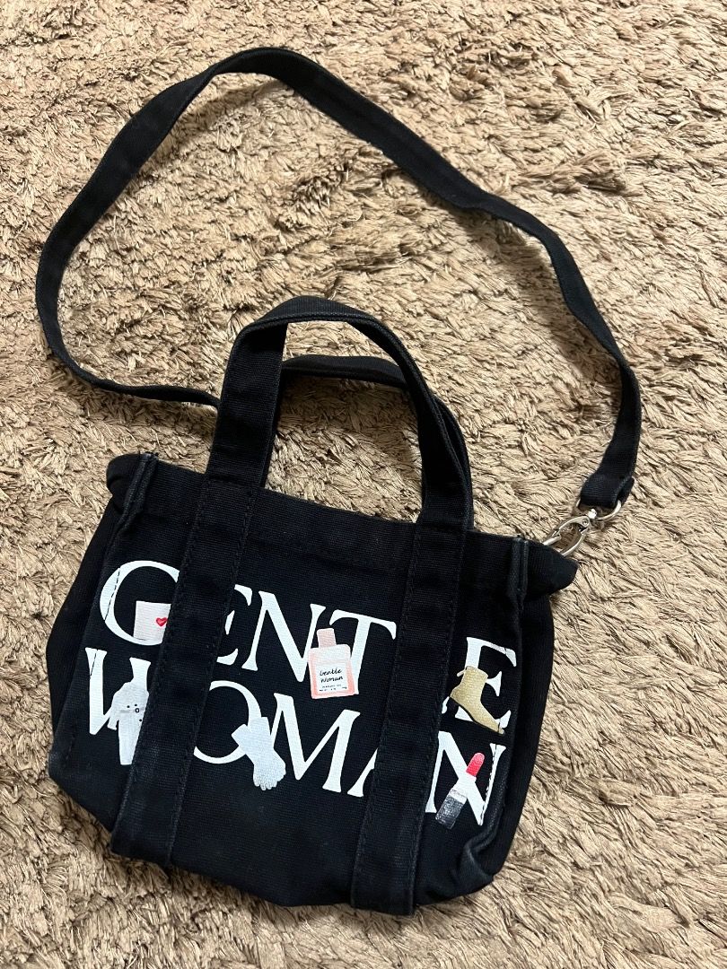 GENTLEWOMAN Tote Bag (Category: Luxury Bags & Wallets) located in Manila. Submitted by cluttercrushers (Listing ID 1408929473, Image 1). Description: GENTLEWOMAN Dark Winter Forest / GW Winterglaze Micro Box Tote Bag (LIMITED EDITION).