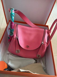 （分類：）位於 。 由 fionacchan 提交（商品編號 1409055167，圖片 1）。簡介： 。