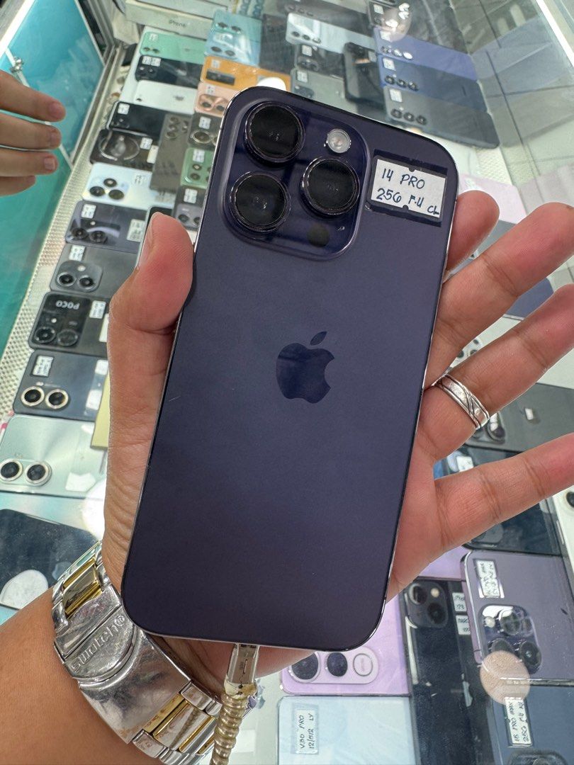iPhone 14 Pro 256gb (F.U) (Category: iPhone 14 Series) located in San Juan City. Submitted by wainefreygadgetshop (Listing ID 1408944194, Image 1). Description: iPhone 14 Pro 256gb (F.U) (SEARCH NYO NALANG FULL SPECS) ALL GOODS AT WORKING NO REPAIR HISTORY NO HIDDEN ISSUE MAY TRUE TONE MAY FACE I.D 94% BATTERY HEALTH MAKINIS PEDENG PEDE SA MAARTE TEST ALL YOU WANT BAGO BAYARAN For fast transaction call/text 09279452049,09704549340 *PAG COD SAMIN 