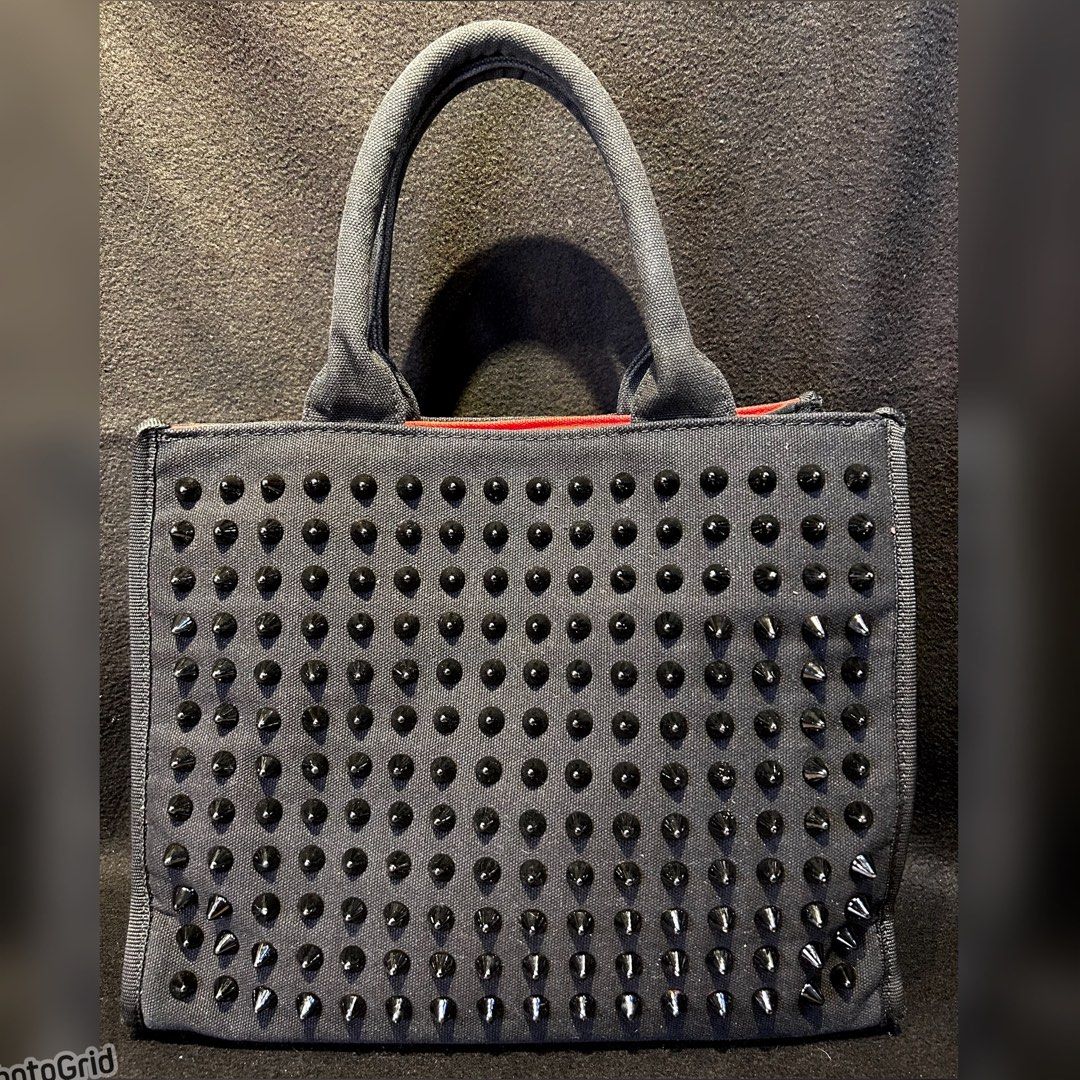 Japan thic Canvas with. RockStuds hand bag (Category: Luxury Bags & Wallets) located in Quezon City. Submitted by WIMC2ndaccount (Listing ID 1409004256, Image 1). Description: 31 X 25 CM Maayos ang bag missing strap! Maayos ang bag makapal ang canvas .