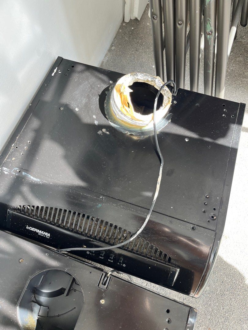 La Germania 50cm range hood (as is condition) (Category: Cookware & Accessories) located in Quezon City. Submitted by selling.thingzzz (Listing ID 1409040261, Image 2). Description: ✨needs repair.
