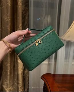 (Category: ) located in . Submitted by myclosetph143 (Listing ID 1408907835, Image 1). Description: .