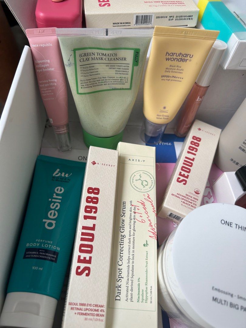 LOWEST PRICE SKINCARE & MAKEUP (Category: Face Care) located in Muntinlupa City. Submitted by past_n_present (Listing ID 1408900781, Image 2). Description: all authentic came from Korea Alabang loc small items can be free DM for price Lalamove.