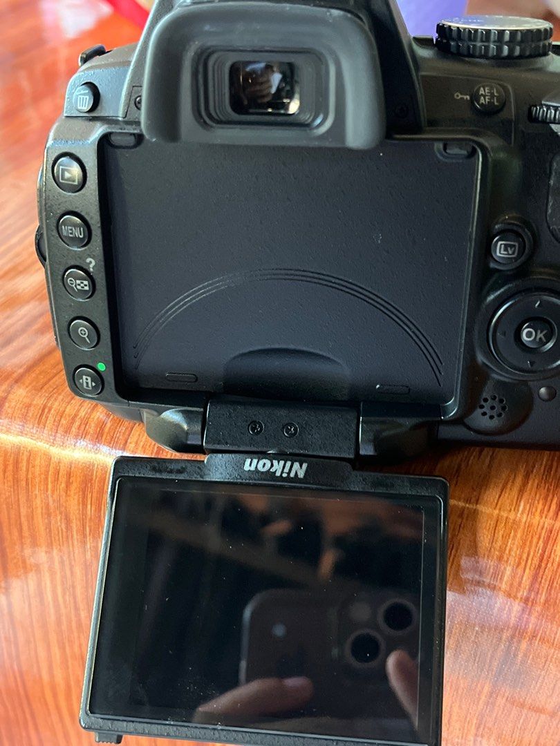 Nikon DSLR Camera with Lens (Category: Cameras) located in Bongabong. Submitted by theamariano (Listing ID 1408956219, Image 1). Description: - Nikon DSLR camera - Includes 18-35mm lens - Built-in flash - Flip-out screen - Black camera body.