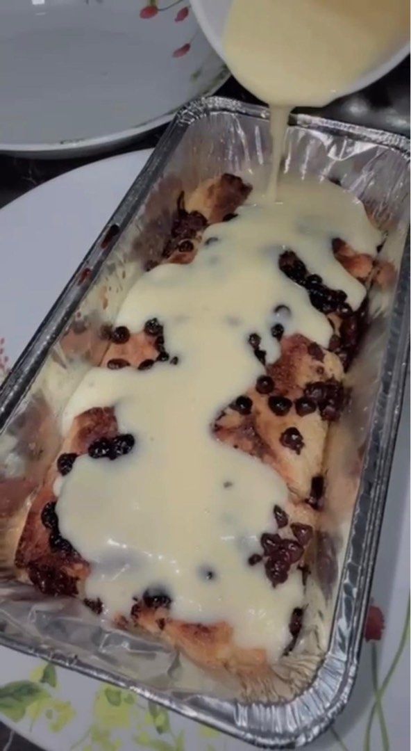 Nutella bread pudding (Category: Homemade Bakes) located in Singapore. Submitted by lovelybeee (Listing ID 1409040184, Image 1). Description: Freshly baked today! Nutella Bread Pudding that melts in your mouth ☺️ Small $15 Medium $26 Large $41.