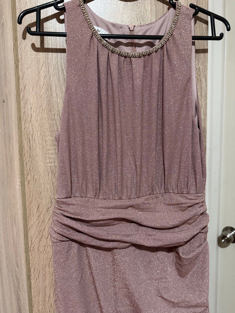 Old Rose Shimmery Formal Gown (Category: Evening dresses & gowns) located in Las Pinas. Submitted by bitsnfinds (Listing ID 1408923336, Image 3). Description: Worn only once, in perfect condition. Old Rose in shimmery material.