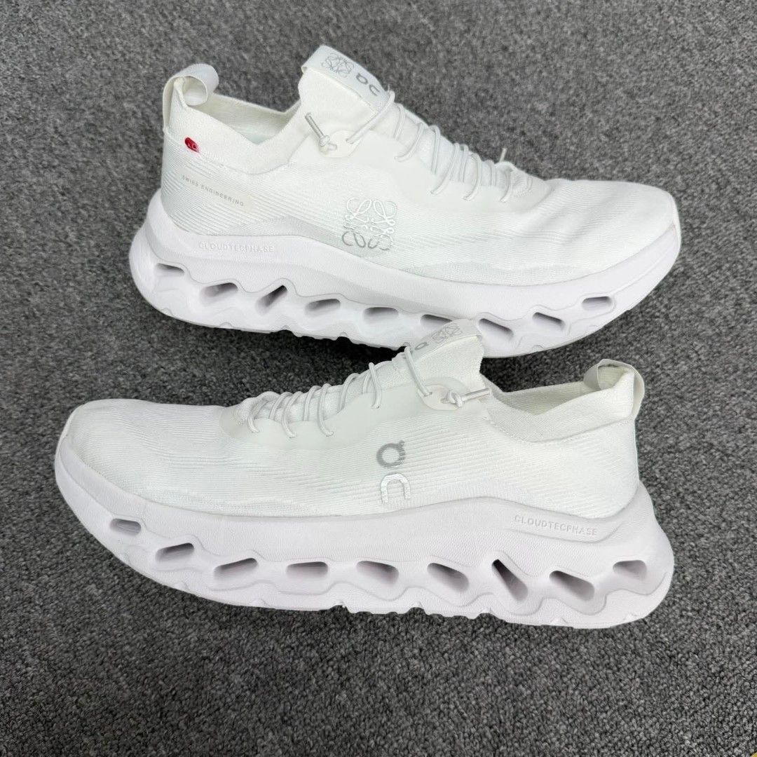 Oncloud Tilt Loewe All White (Category: Sneakers) located in Manila. Submitted by soledout_kicks (Listing ID 1408929550, Image 2). Description: ONCLOUD X LOEWE CLOUDTILT SAND Available Sizes: 41/42/43/44/45 Guaranteed Quality | Actual Photos as Posted👌 WE ACCEPT WHOLESALE & BULK ORDERS (May GC po) 📩 Same Day Delivery (Lalamove) || Nationwide Delivery (Flash Express) ‼️PM for Orders & Inquiries‼️ Follow Our Page: SOLED OUT KICKS.