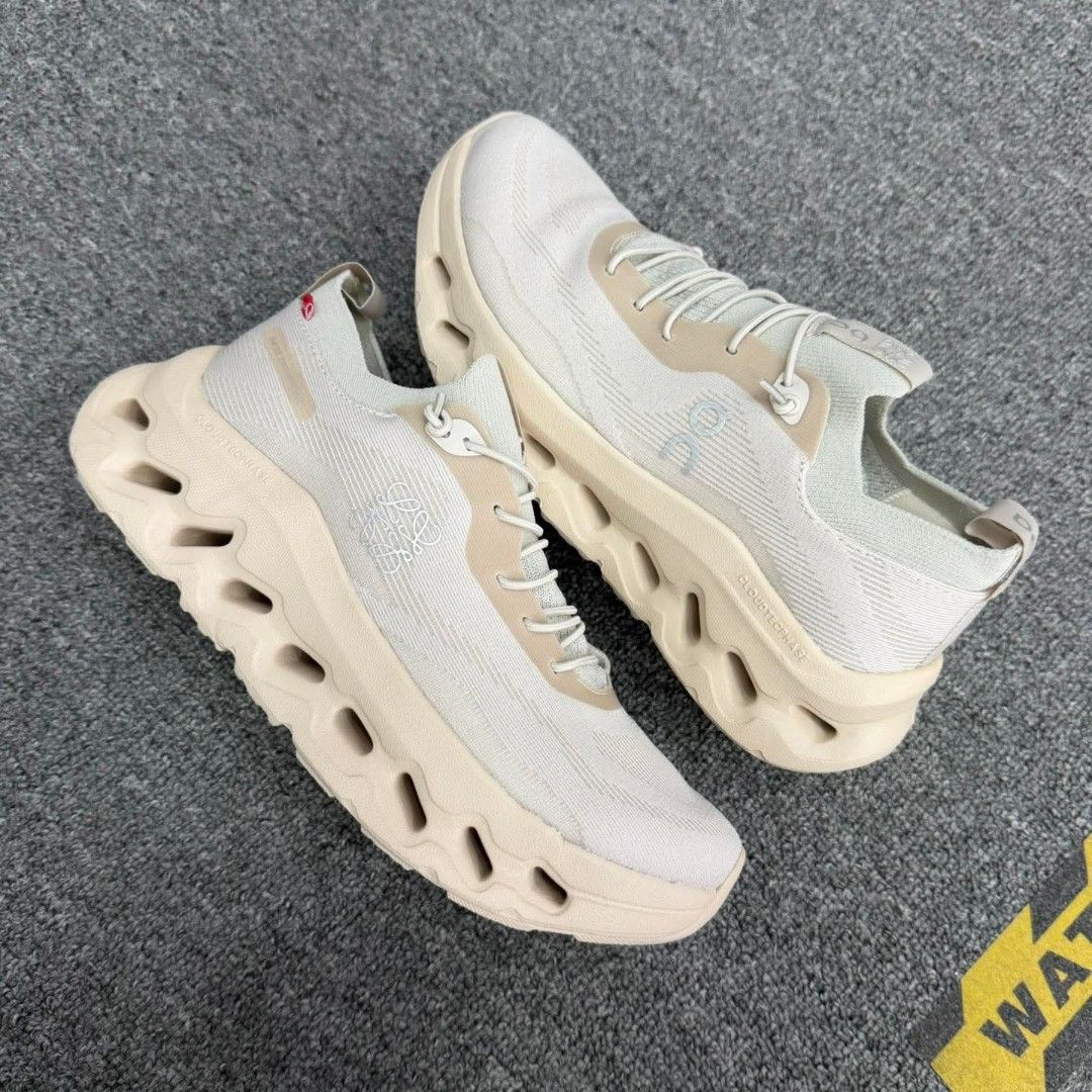 Oncloud Tilt Loewe Sand (Category: Sneakers) located in Manila. Submitted by soledout_kicks (Listing ID 1408929848, Image 1). Description: ONCLOUD X LOEWE CLOUDTILT SAND Available Sizes: 36/37/38/39/40 Guaranteed Quality | Actual Photos as Posted👌 WE ACCEPT WHOLESALE & BULK ORDERS (May GC po) 📩 Same Day Delivery (Lalamove) || Nationwide Delivery (Flash Express) ‼️PM for Orders & Inquiries‼️ Follow Our Page: SOLED OUT KICKS.