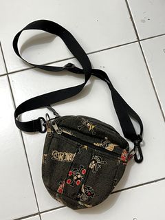 (Category: ) located in . Submitted by aifa_store (Listing ID 1408914599, Image 1). Description: .