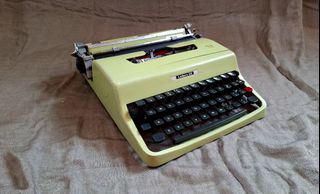 (Category: ) located in . Submitted by typewriter.outlet (Listing ID 1408925534, Image 1). Description: .