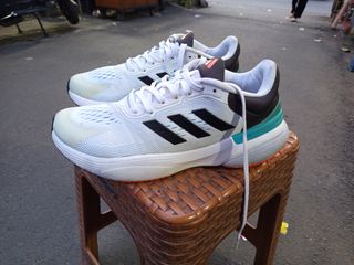 1,000+ Sepatu adidas original bekas Dijual | Sepatu | Carousell