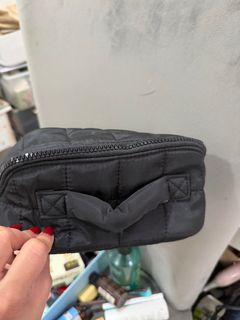 (Category: ) located in . Submitted by destashingmycloset (Listing ID 1409039744, Image 1). Description: .
