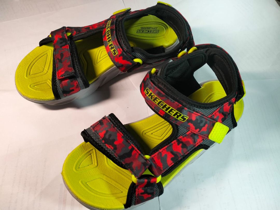 Skechers S Lights kids Sandals (Category: Babies & Kids Fashion) located in Quezon City. Submitted by jojiman (Listing ID 1408938939, Image 1). Description: Skechers S Lights sandals Size: US 3, UK 2, EUR 35, BRA 32 Barely used (Lights still working) kids sandals kids footwear Can do meetups or delivery: Item is in Guimba, Nueva Ecija landmark: Radyo Natin Guimba, Guimba Public Market.