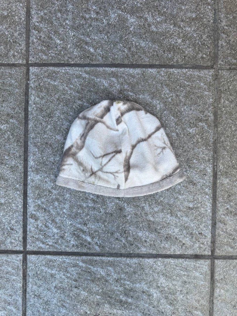 Snow Camouflage fleece Beanie (Category: Caps & Hats) located in Tigaon. Submitted by rap2k (Listing ID 1408920049, Image 2). Description: - Camouflage pattern beanie.