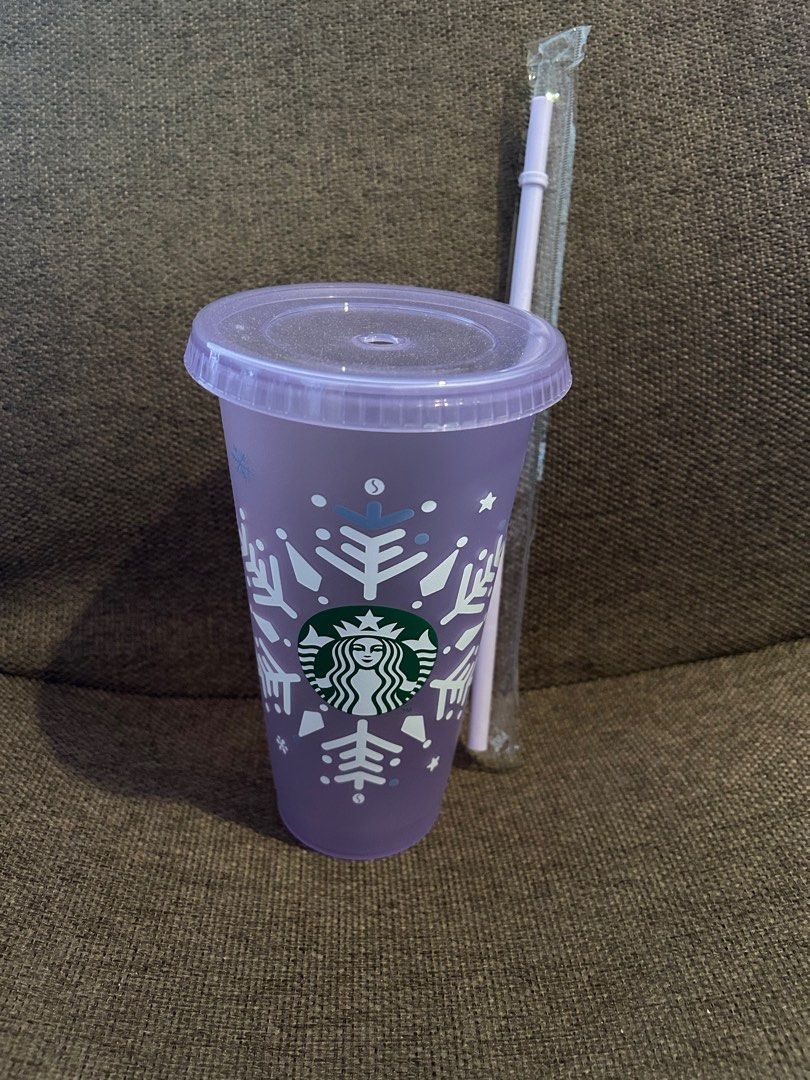 Starbucks Reusable Cup (Category: Water Bottles & Tumblers) located in Binan City. Submitted by impulsebuyer12 (Listing ID 1409022454, Image 1). Description: Released in December 2025 by Starbucks PH. Plastic reusable cup with straw .