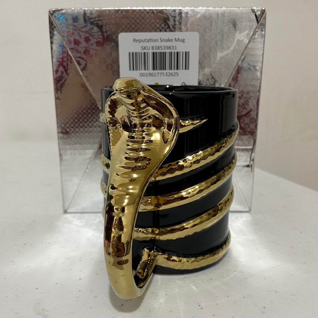 Taylor Swift Reputation Snake Mug (Category: Western Merchandise) located in Paranaque City. Submitted by eiiaaa (Listing ID 1408995261, Image 3). Description: Good as new! Unused!.