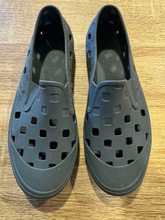 (Category: ) located in . Submitted by nmsgoods (Listing ID 1408914118, Image 1). Description: .