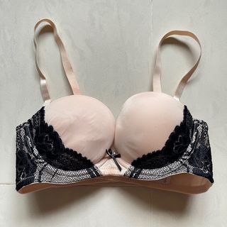 (Category: ) located in . Submitted by ofstirling (Listing ID 1409024176, Image 1). Description: .