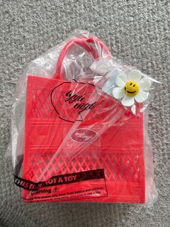 （分類：）位於 。 由 bb29314 提交（商品編號 1409028067，圖片 1）。簡介： 。