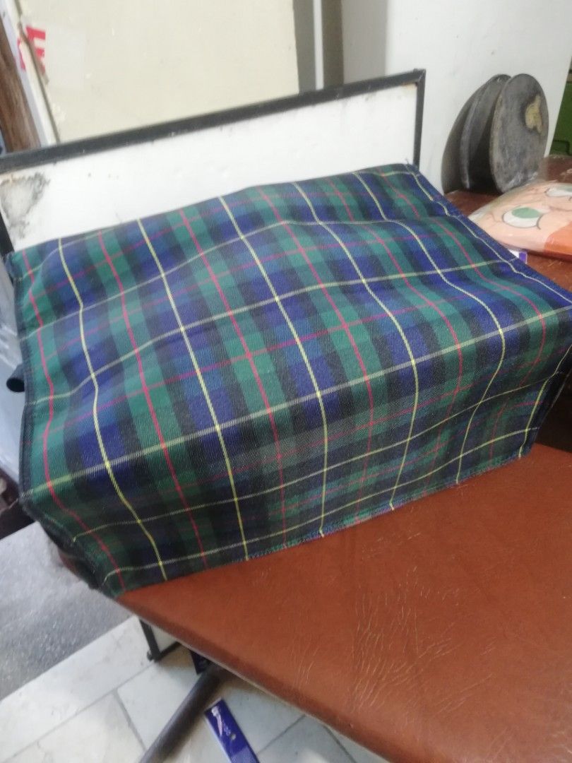 beautiful thermal bag (Category: Gift Baskets & Hampers) located in Paranaque City. Submitted by 4thestate.surplusan (Listing ID 1409091828, Image 2). Description: lightly used thermal bag , japan sourced. no flaws..