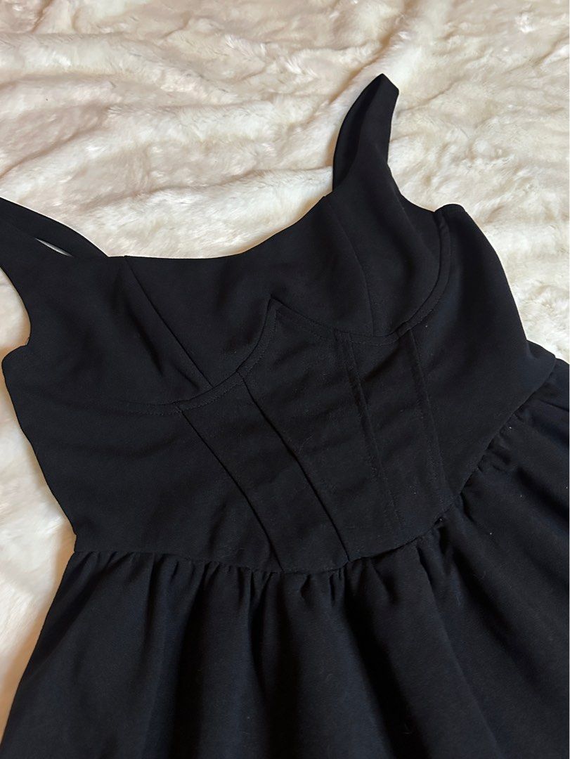 Black Dress with Corset Top (Category: Dresses) located in Cavite. Submitted by zy.treasures (Listing ID 1409141932, Image 2). Description: - corset-style bodice - flared skirt - wide straps - stretchy & thick material -used once Bust: 30-34 in Waist: 29-30 in.
