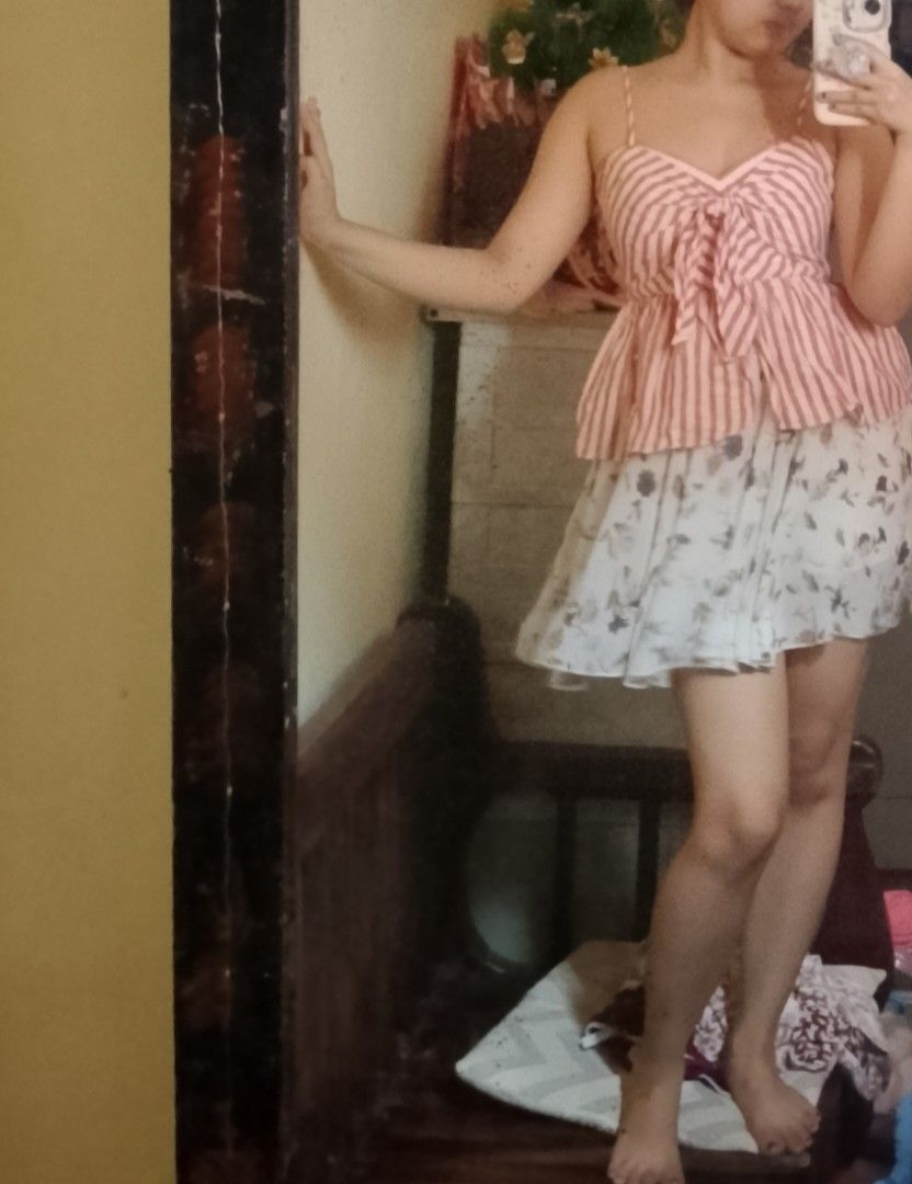 Babydoll top (Category: Others Tops) located in Marikina City. Submitted by lemonpreluvs (Listing ID 1349087010, Image 1). Description: ‼️no to bogus buyers‼️ ‼️no to meet ups‼️ gcash payment only and shipping through jnt (usually ₱ 60) or lalamove sf shouldered by buyer loc. Malanday Marikina needs wash cause nakatambak lng good condition.