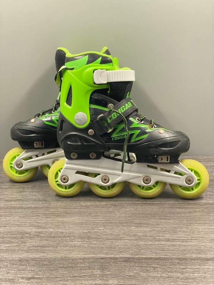 Cougar Inline Skates MZS835L-QS Size M (Category: Skates, Rollerblades & Scooters) located in Baguio. Submitted by thrifty_cool (Listing ID 1409159836, Image 2). Description: - Cougar inline skates - Color: Black and Green - Buckle and Laces: White - Wheels: Yellow - Size: M (34-37) - Length: 205-230mm - Model: MZS835L-QS - Made in China.