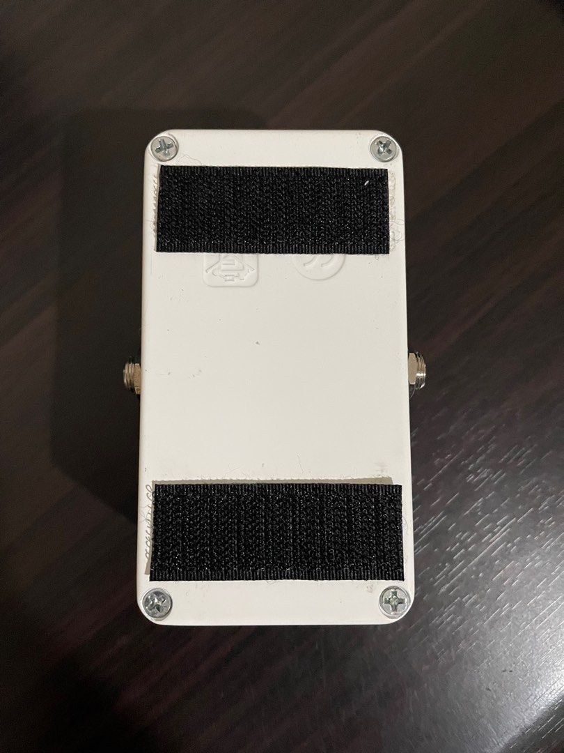 Electro-Harmonix Crayon Full-Range Overdrive Pedal (Category: Musical Instruments) located in Quezon City. Submitted by tonechaser (Listing ID 1409149474, Image 2). Description: Can pass as new, no issues, all stock.