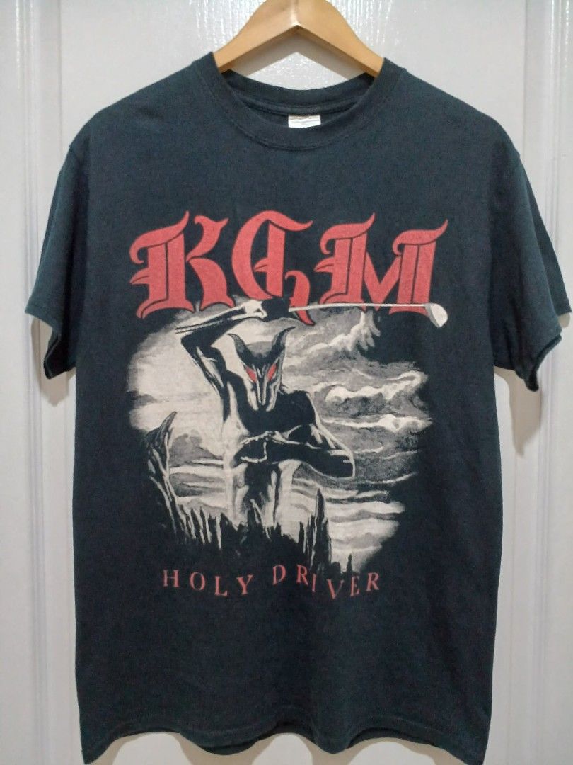 Gildan RGM Holy Driver Graphic Tee (Category: Tshirts & Polo Shirts ) located in Cebu City. Submitted by selectbyselect (Listing ID 1409243468, Image 3). Description: ‎Holy Diver t-shirt ‎Size: medium ‎L-27.6 W-20.8 ‎Gildan tag ‎Condition: 9/10 ‎Issue:none ‎Pinhole:none.