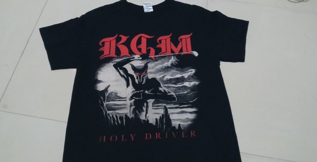Gildan RGM Holy Driver Graphic Tee (Category: Tshirts & Polo Shirts ) located in Cebu City. Submitted by selectbyselect (Listing ID 1409243468, Image 1). Description: ‎Holy Diver t-shirt ‎Size: medium ‎L-27.6 W-20.8 ‎Gildan tag ‎Condition: 9/10 ‎Issue:none ‎Pinhole:none.