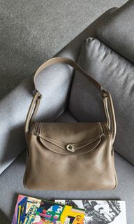 (Category: ) located in . Submitted by luxdesignerbrand (Listing ID 1409177544, Image 1). Description: .