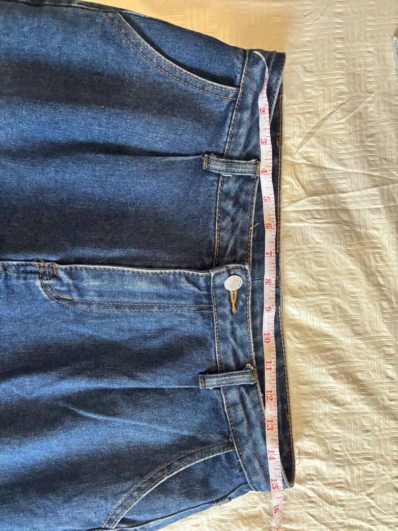 High-Waisted Blue Wash Denim Jeans (Category: Jeans) located in Manila. Submitted by frnrys (Listing ID 1409164671, Image 3). Description: Shein Blue Wash Denim Jeans Barely used. J&t or lalamove delivery c/o buyer..