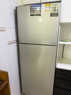 (Category: ) located in . Submitted by llliebherr (Listing ID 1409208072, Image 1). Description: .