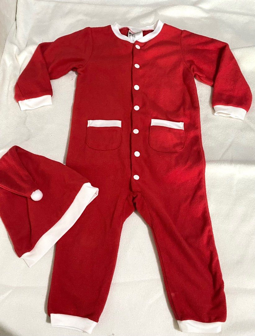 H&M Santa Set (Unisex) (Category: Babies & Kids Fashion) located in Las Pinas. Submitted by modemnl (Listing ID 1409247978, Image 1). Description: Size: 12-18mos Color: Red Condition: 10/10 used once Bought in Kuwait.