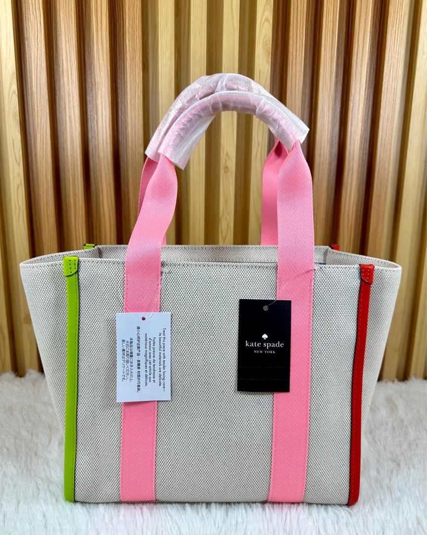 KS Tote (Category: Luxury Bags & Wallets) located in Mandaluyong City. Submitted by shop_0n_the_spot (Listing ID 1406421374, Image 3). Description: .