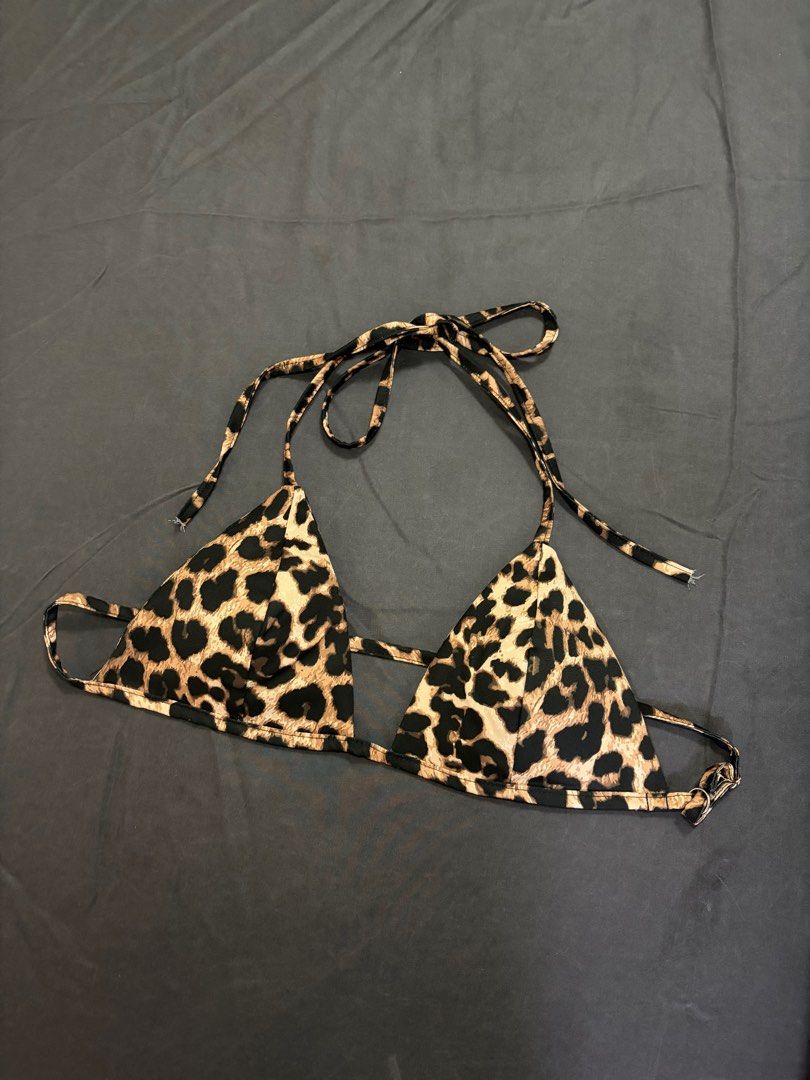 Leopard Bikini (Category: Other Tops) located in Kuala Lumpur. Submitted by cavzx (Listing ID 1409184635, Image 1). Description: Adjustable straps behind .