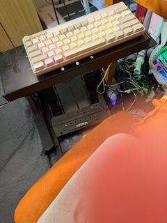 （分類：）位於 。 由 adameve0 提交（商品編號 1409110459，圖片 1）。簡介： 。
