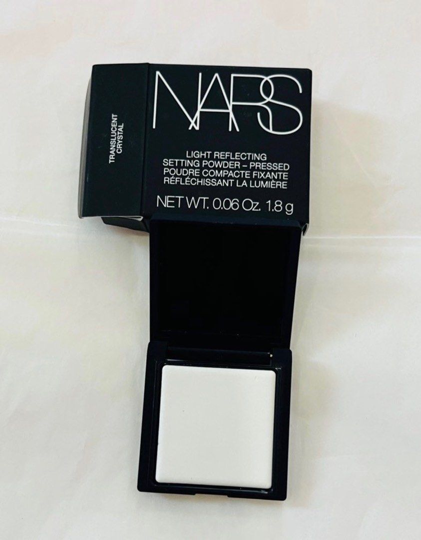 NARS TRANSLUCENT CRYSTAL LIGHT REFLECTING SETTING POWDER 1.8g (Category: Makeup) located in San Juan City. Submitted by cashfrancefashioncosmetics_ph (Listing ID 1409168519, Image 1). Description: ‼️ NARS TRANSLUCENT CRYSTAL LIGHT REFLECTING SETTING POWDER 1.8g .