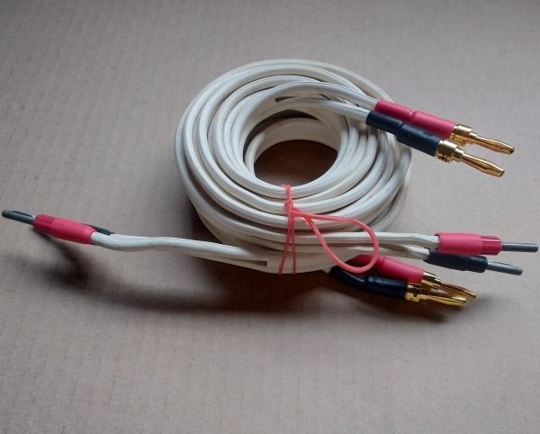 Pair Naim Speaker Cables64710219035907111