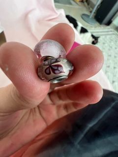 (Category: ) located in . Submitted by houzforu (Listing ID 1409154864, Image 1). Description: .
