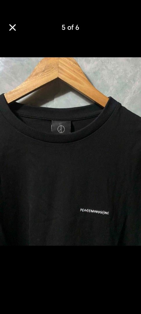 PEACEMINUSONE Black T-shirt (Category: Tshirts & Polo Shirts ) located in Taguig. Submitted by twixxxxxy (Listing ID 1409192749, Image 1). Description: - PEACEMINUSONE T-shirt - Crew neck - Short sleeves - Features brand logo - Made in Korea - 100% cotton - Includes care instructions tag - fit to Large to semi XL.
