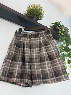 (Category: ) located in . Submitted by wardrobeee_ (Listing ID 1409148974, Image 1). Description: .