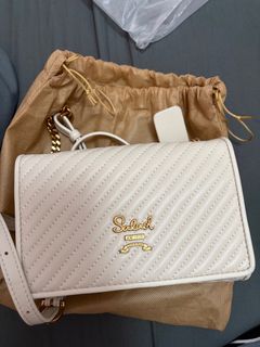 （分類：）位於 。 由 138532 提交（商品編號 1409189862，圖片 1）。簡介： 。
