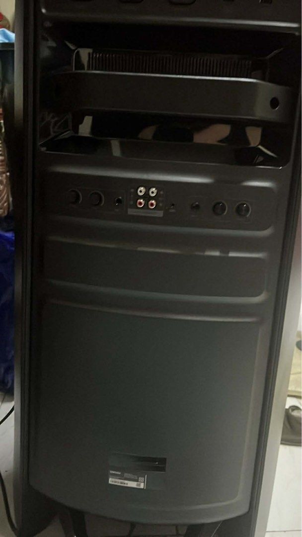 Samsung Sound tower mxt-70 1500 watts (Category: Soundbars, Speakers & Amplifiers) located in Manila. Submitted by a22_e24 (Listing ID 1409134791, Image 2). Description: Nalalakihan anak ko masyado bili ko mas maliit baka JBL 320 siguro may gulong pati 😅.