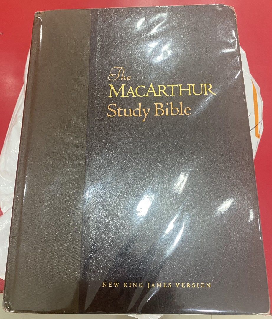 The MacArthur Study Bible - New King James Version, Hobbies & Toys ...