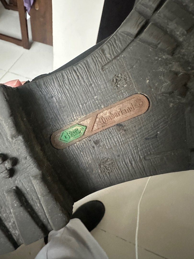Timberland High Boots Stoddard Tall Waterproof (Category: Boots) located in Pasay City. Submitted by jiiizz (Listing ID 1409228105, Image 3). Description: [WILL ANSWER INQUIRIES ON JANUARY] authentic timberland stoddard tall waterproof high knee boots - size 5.5 womens - still in good condition - has small scratches - has garter on calves area (v nice since adjustable if u have big calves) loc: manila.