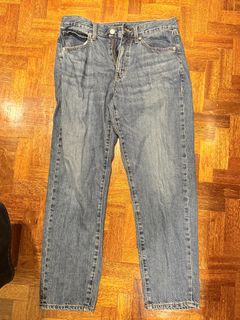 (Category: ) located in . Submitted by thriftie (Listing ID 1409186355, Image 1). Description: .