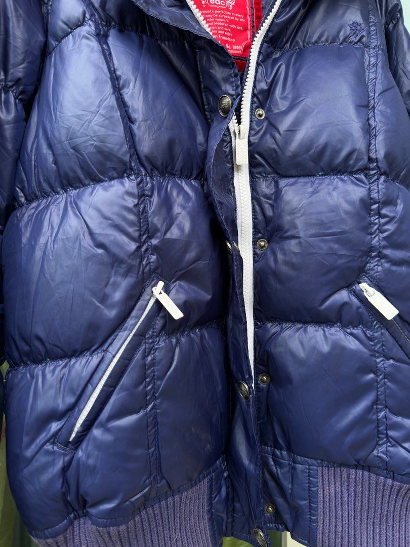 Winter Jacket （分類：外套及戶外衣服）位於 Hong Kong。 由 liengling1231 提交（商品編號 1409146380，圖片 4）。簡介： 。