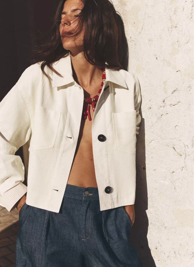 Zara linen cropped jacket (Category: Coats, Jackets and Outerwear) located in Quezon City. Submitted by mdlrrr (Listing ID 1409159440, Image 1). Description: Used once! Really great quality and perfect for Manila weather — breezy linen material. Rfs: Decluttering .
