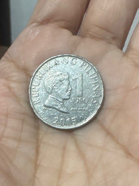 1 peso Coin 2015 double strike error/double die coin (Category: Currency) located in Makati City. Submitted by lay_away_ok (Listing ID 1409367490, Image 1). Description: front and rear same image.